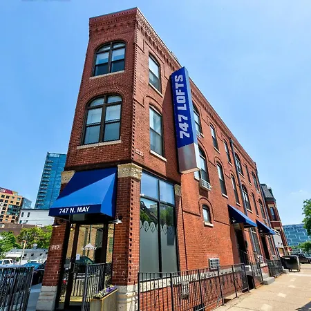 Chicago Third Floor Studio By 747 Lofts