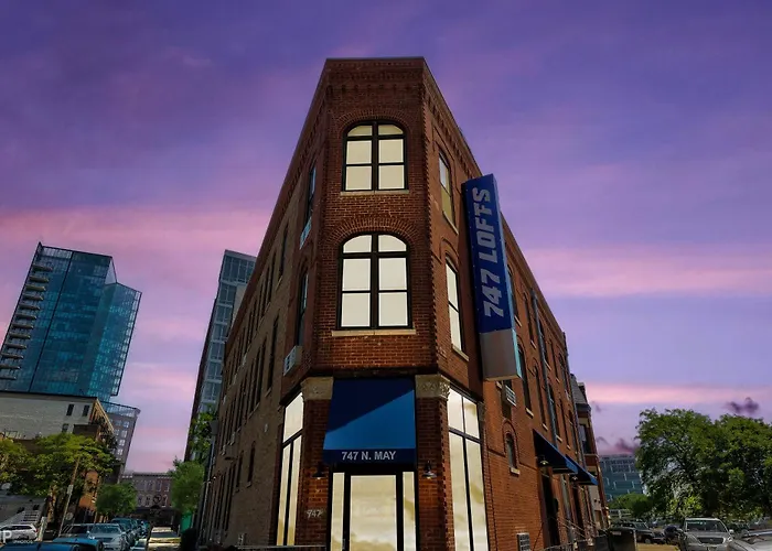 Third Floor By 747 Lofts Chicago