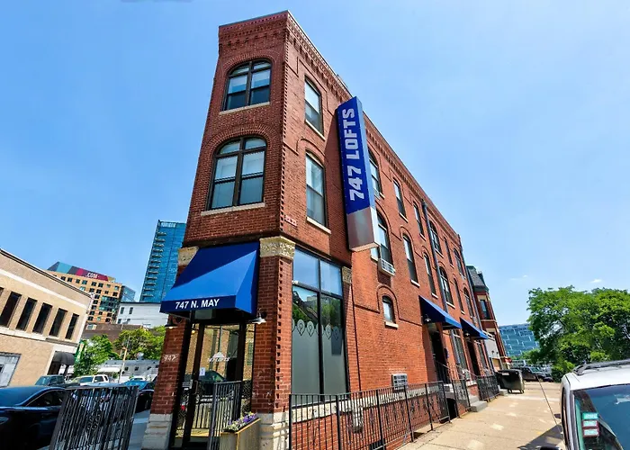 Third Floor By 747 Lofts Chicago