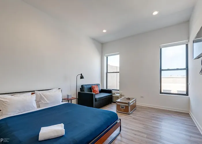 Third Floor By 747 Lofts Hotel Chicago
