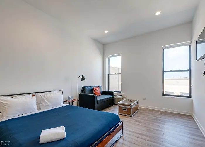Hotel Third Floor By 747 Lofts Chicago